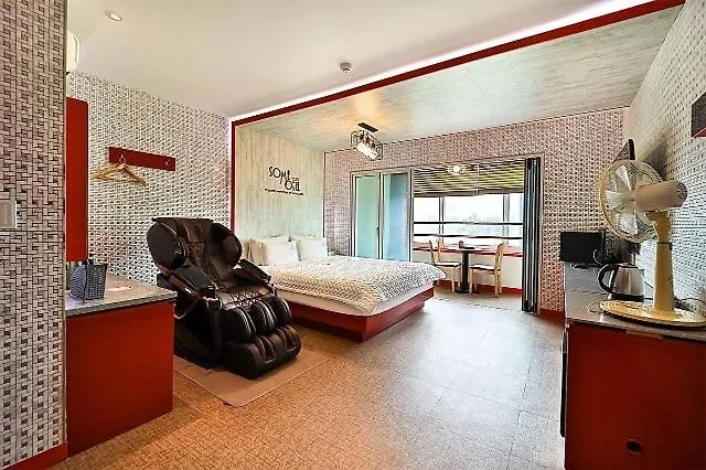 Motel The One In Shinho-dong, Gangseo, *